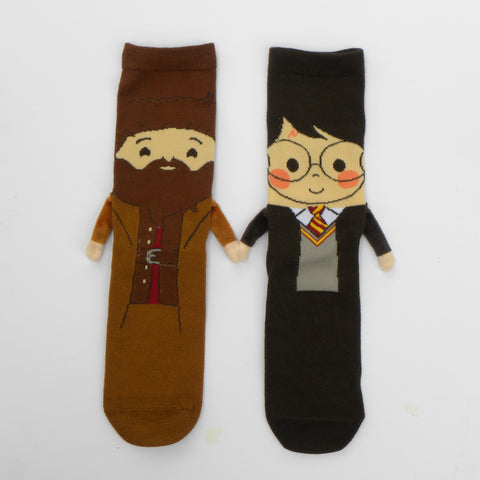 Harry Potter -- Harry and Hagrid Holding Hands (magnetic)